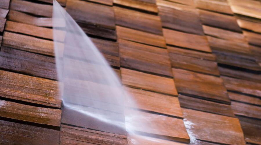 Professional gutter cleaning in Marietta, MS